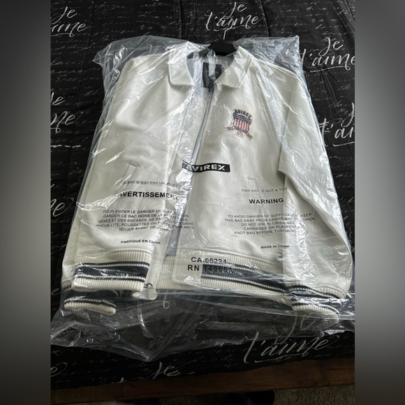 Brand spanking new, and still in the original plastic. - Picture 1 of 2